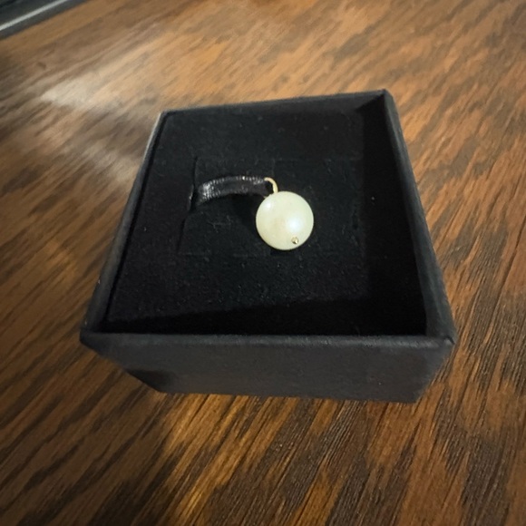 Catbird Gumball Pearl Charm - Picture 8 of 17